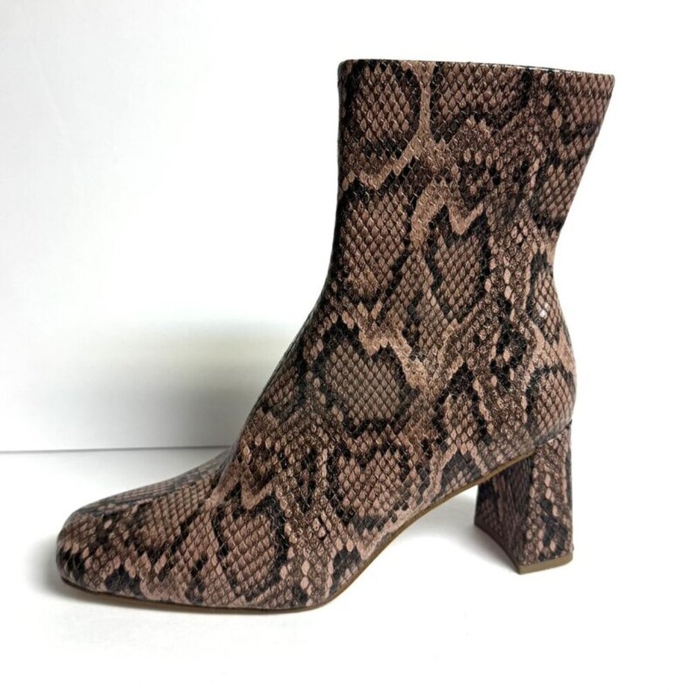 Steve Madden Womens Harli Bootie Snake Size 7.5 M